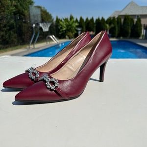 NWT Renatta JOP Red Soft Gel Size 40 Jeweled Heels